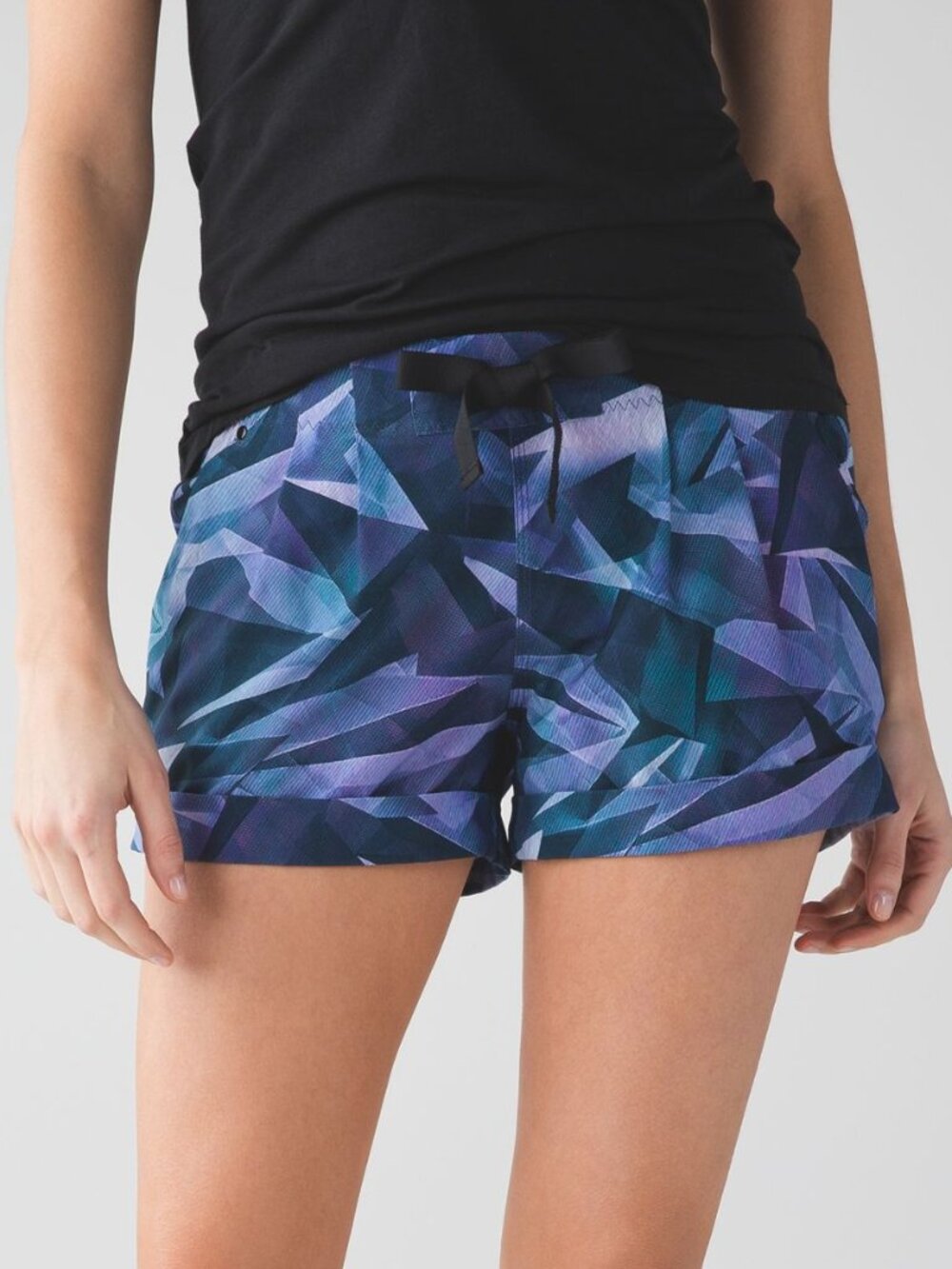 Lululemon Spring Break Away Short Pretty Prism Multi